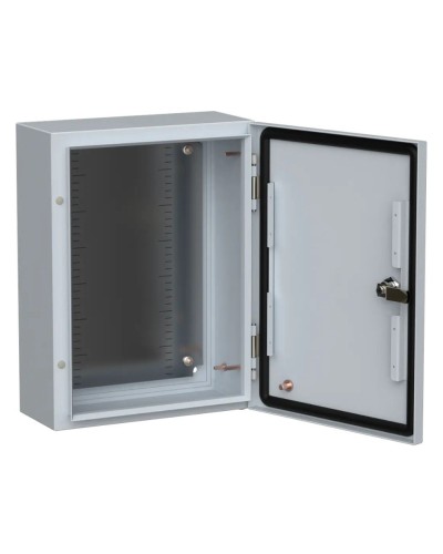 ЩМП-40.30.15 TITAN 5 УХЛ1 IP66 400x300x150 (TI5-10-N-040-030-015-66). Шкаф металлический с монтажной платой. IEK в Майкопе