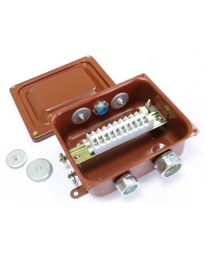 ККМА-10 У2 IP54 (zeta30372). Коробка клеммная металлическая с муфтами АТК для трубной электропроводки. ЗЭТА в Майкопе