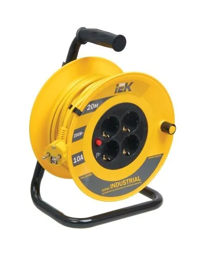 УК20 4 места, 20м (WKP15-16-04-20). Удлинитель на катушке Industrial. IEK в Майкопе