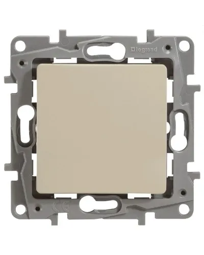 Выключатель 10AX-250В ETIKA, слоновая кость (672301). Выключатель. LegranD в Майкопе